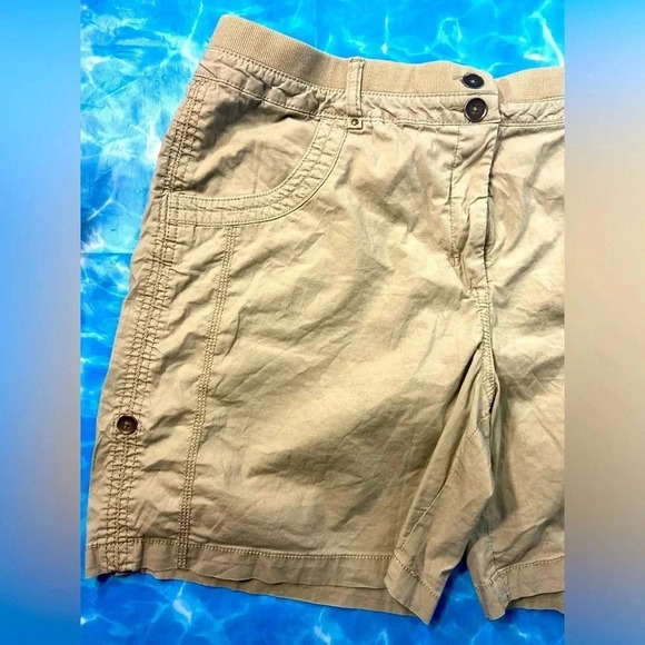 George - Khaki Shorts  - Size 16 - Picture 2 of 5